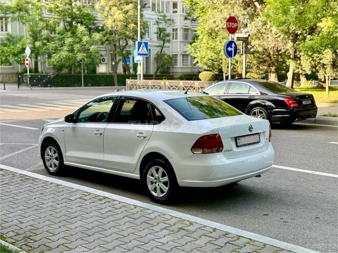 Volkswagen Polo 2012, 182,564 km - 1.6 л - Bakı