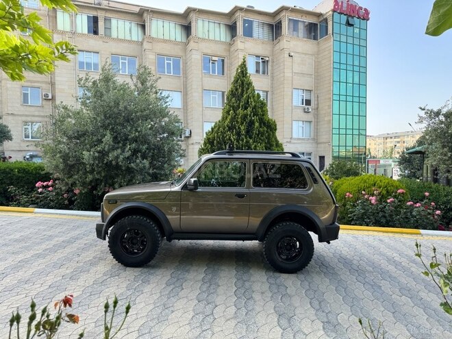 LADA (VAZ) Niva Bronto 2018, 28,000 km - 1.7 l - Bakı