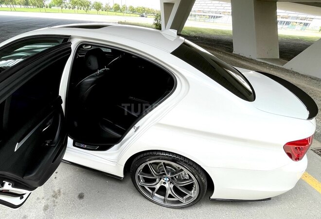 BMW 528 2014, 268,000 km - 2.0 l - Bakı