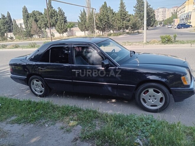 Mercedes E 200 1993, 455,000 km - 2.0 l - Sumqayıt