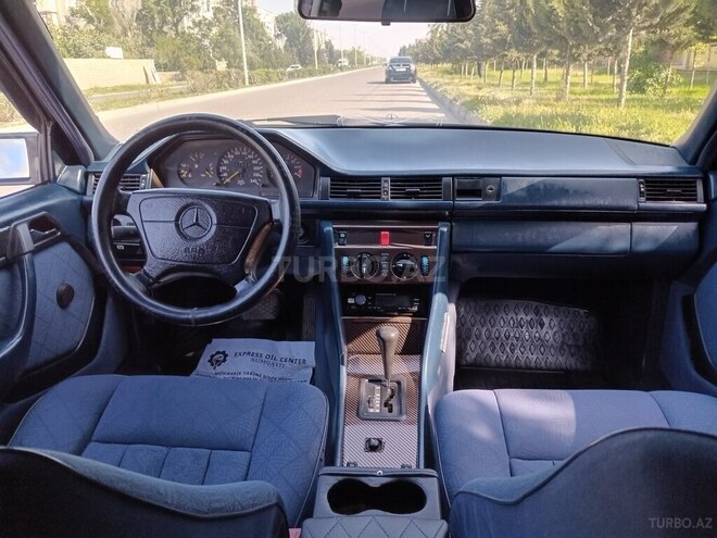 Mercedes E 200 1993, 455,000 km - 2.0 l - Sumqayıt