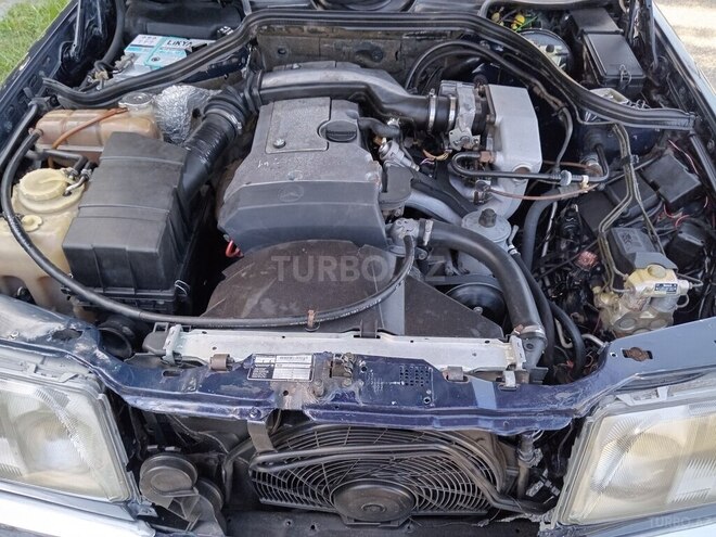 Mercedes E 200 1993, 455,000 km - 2.0 l - Sumqayıt