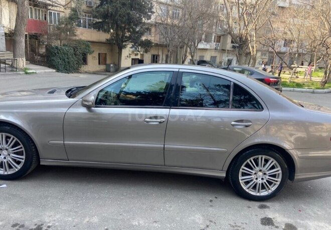 Mercedes E 220 d 2009, 331,000 km - 2.2 l - Bakı