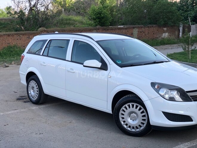 Opel Astra 2009, 167,585 km - 1.4 l - Gəncə