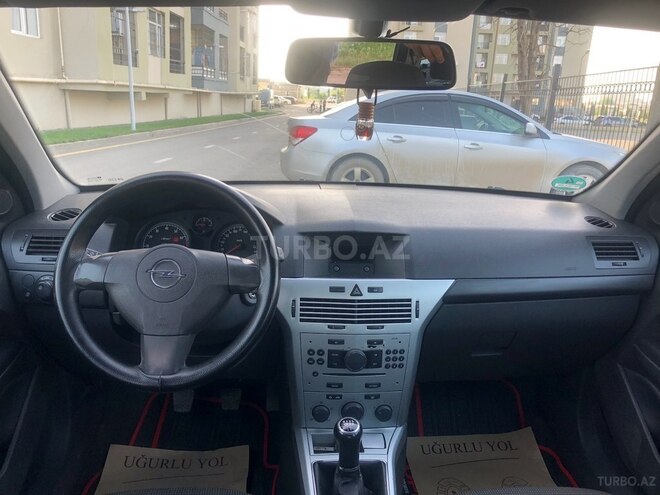 Opel Astra 2009, 167,585 km - 1.4 l - Gəncə