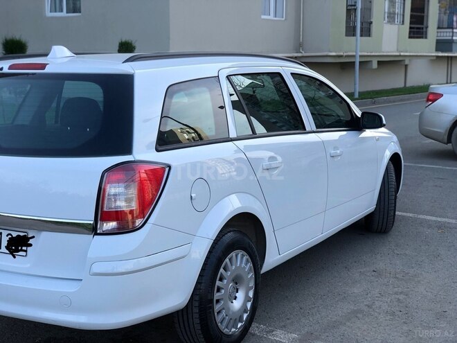 Opel Astra 2009, 167,585 km - 1.4 l - Gəncə
