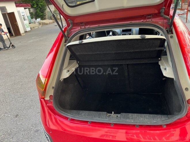 MG 3 2012, 186,000 km - 1.5 l - Bakı