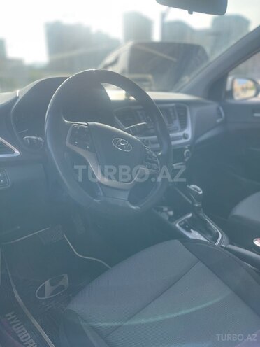 Hyundai Accent 2018, 150,000 km - 1.6 l - Bakı