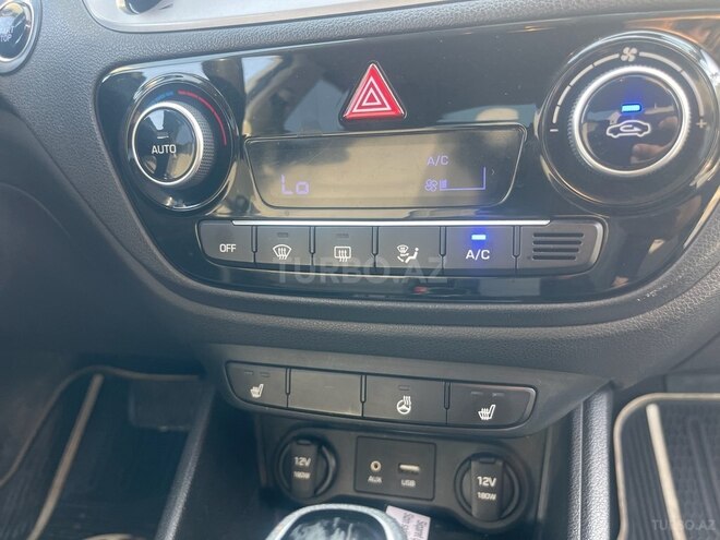 Hyundai Accent 2018, 150,000 km - 1.6 l - Bakı