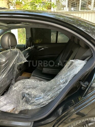 Mercedes E 240 2002, 269,000 km - 2.6 l - Bakı