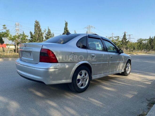 Opel Vectra 2000, 300,000 km - 2.0 l - Sumqayıt
