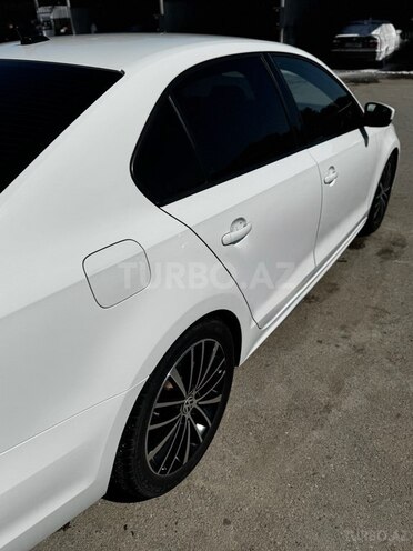 Volkswagen Jetta 2016, 192,000 km - 1.8 л - Bakı