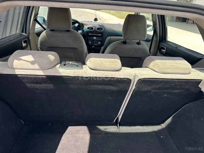Ford Focus 2006, 213,000 km - 1.6 л - Şəki