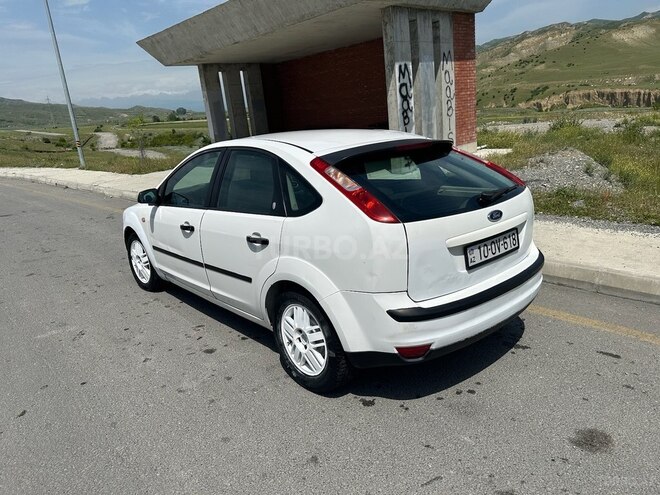 Ford Focus 2006, 213,000 km - 1.6 л - Şəki