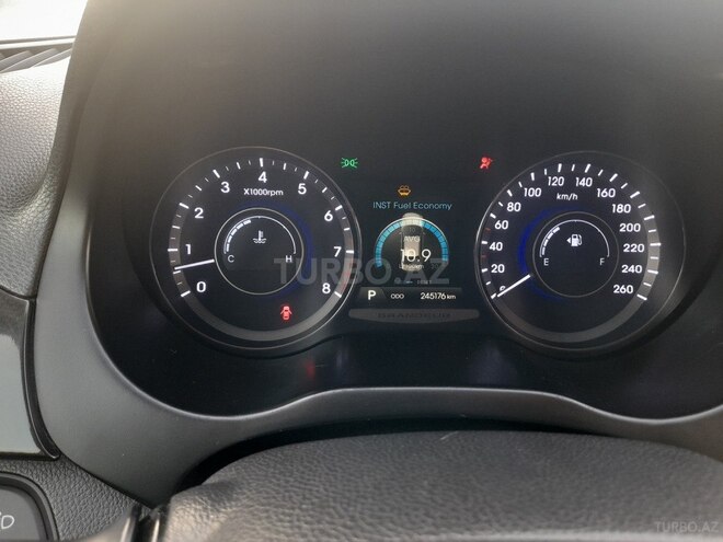 Hyundai Grandeur 2013, 245,000 km - 2.4 л - Kürdəmir