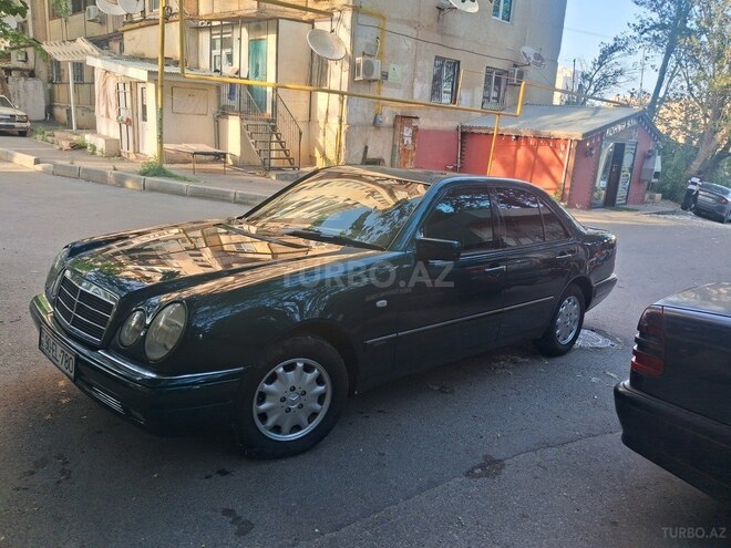 Mercedes E 230 1996, 345,000 km - 2.3 l - Bakı