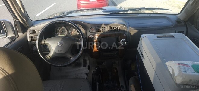 Nissan Patrol 2004, 400,000 km - 3.0 л - Bakı
