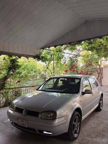 Volkswagen Golf 1998, 235,000 km - 1.8 l - Kürdəmir