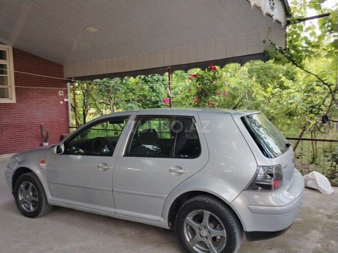 Volkswagen Golf 1998, 235,000 km - 1.8 l - Kürdəmir