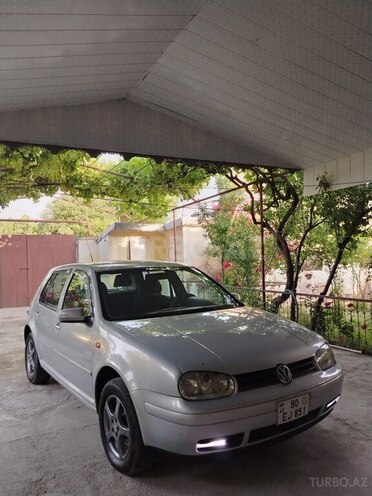 Volkswagen Golf 1998, 235,000 km - 1.8 l - Kürdəmir