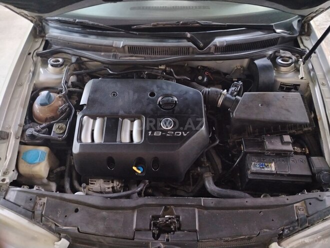 Volkswagen Golf 1998, 235,000 km - 1.8 l - Kürdəmir