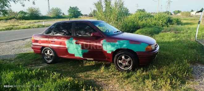 Opel Astra 1993, 333,215 km - 1.8 l - Bərdə