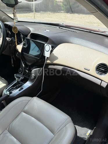 Chevrolet Cruze-19