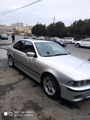 BMW 525 2002, 300,000 km - 2.5 l - Bakı