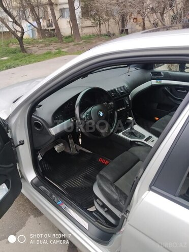 BMW 525 2002, 300,000 km - 2.5 l - Bakı