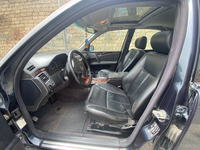 Mercedes E 240 1999, 360,000 km - 2.4 l - Bakı