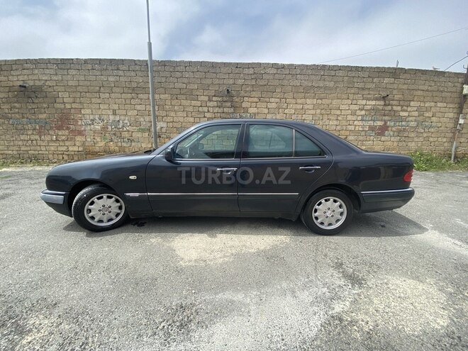 Mercedes E 240 1999, 360,000 km - 2.4 l - Bakı