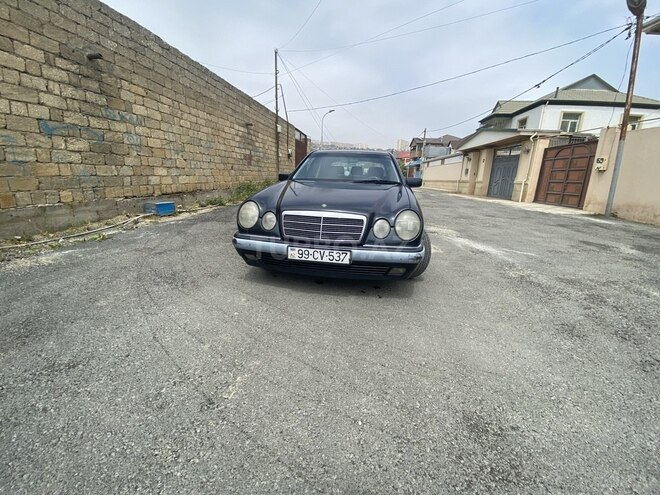 Mercedes E 240 1999, 360,000 km - 2.4 l - Bakı