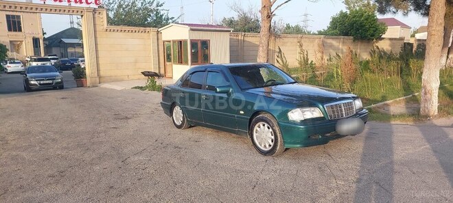 Mercedes C 200 1999, 251,809 km - 2.0 l - Xırdalan