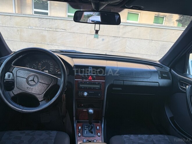 Mercedes C 200 1998, 285,000 km - 2.0 l - Bakı