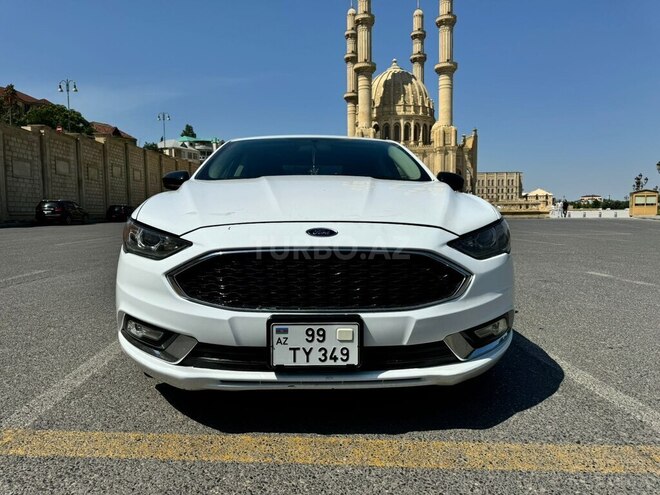 Ford Fusion (North America) 2018, 107,000 km - 2.0 л - Bakı