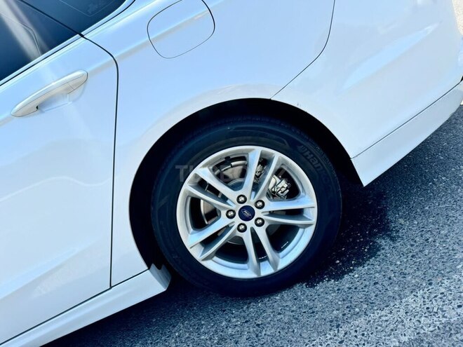 Ford Fusion (North America) 2018, 107,000 km - 2.0 л - Bakı
