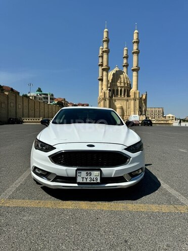 Ford Fusion (North America) 2018, 107,000 km - 2.0 л - Bakı