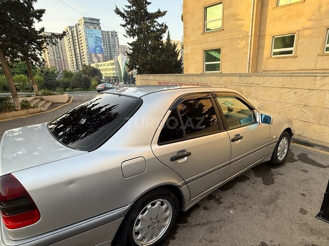 Mercedes C 200 1998, 285,000 km - 2.0 l - Bakı