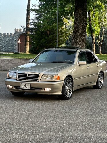 Mercedes C 230 1999, 341,000 km - 2.3 л - İsmayıllı