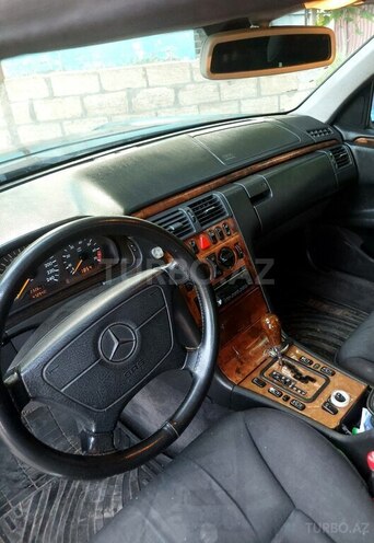 Mercedes E 200 1998, 417,254 km - 2.0 l - Bakı