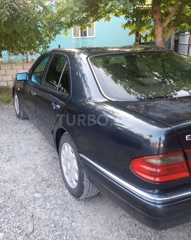 Mercedes E 200 1998, 417,254 km - 2.0 l - Bakı