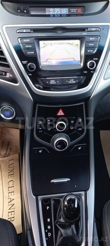 Hyundai Elantra 2015, 127,000 km - 1.8 л - Bakı