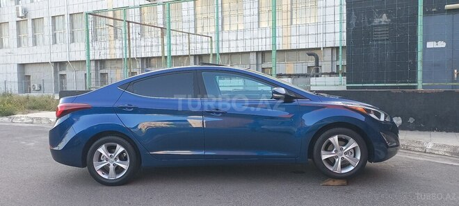 Hyundai Elantra 2015, 127,000 km - 1.8 л - Bakı