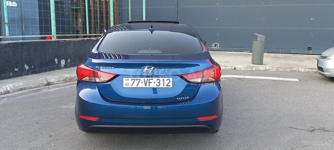 Hyundai Elantra 2015, 127,000 km - 1.8 л - Bakı