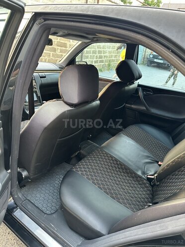 Mercedes E 200 2000, 361,000 km - 2.0 l - Bakı