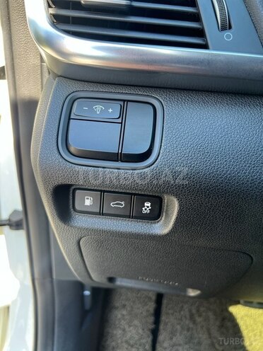 Kia K5-15