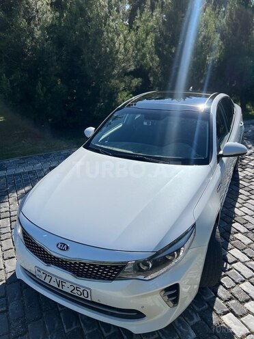 Kia K5-3