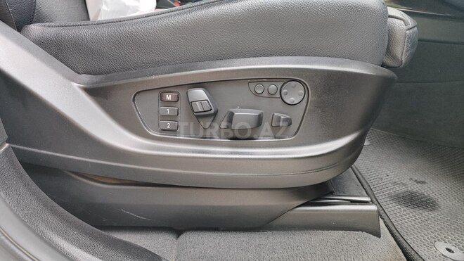 BMW X5 2011, 200,000 km - 3.0 l - Yevlax