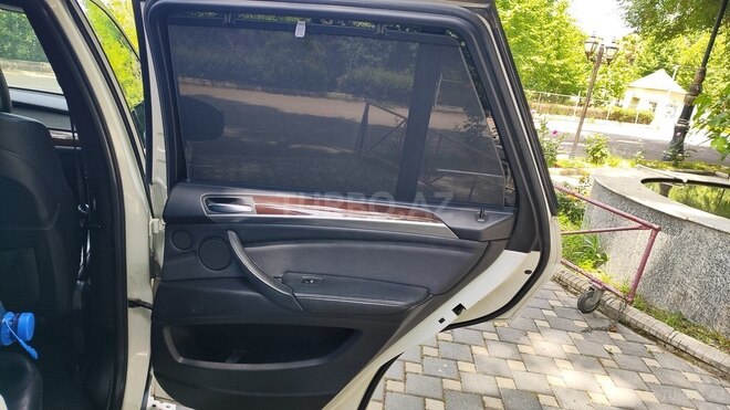 BMW X5 2011, 200,000 km - 3.0 l - Yevlax