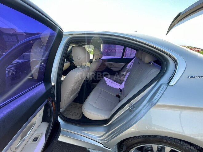 BMW 330e 2017, 124,500 km - 2.0 л - Bakı